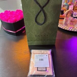Gucci Brand New Mirror with Brand New Gucci Bag